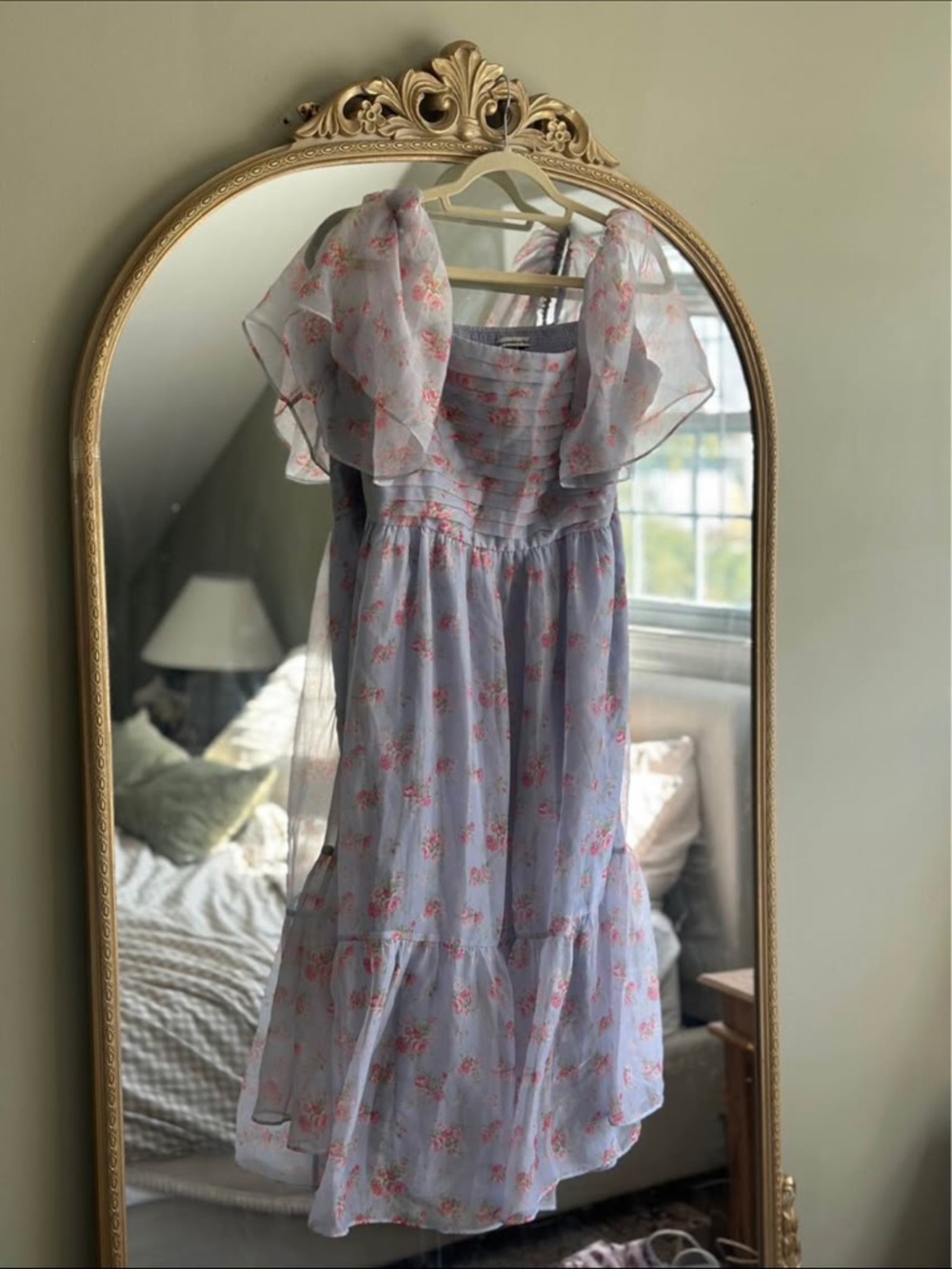 Abercrombie Emerson Lavender Floral Tiered Dress with Ruffled Sleeves